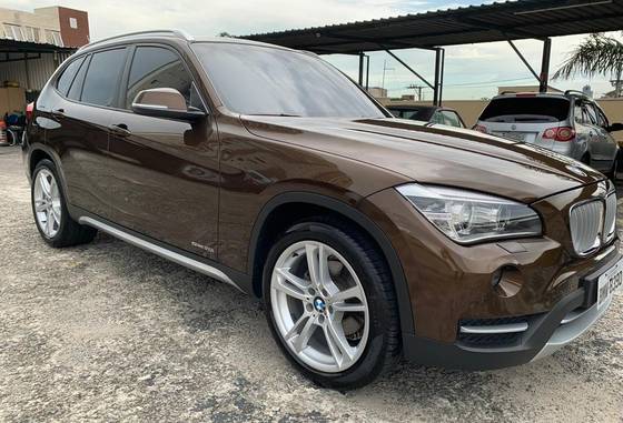 BMW X1 2.0 16V TURBO GASOLINA SDRIVE20I 4P AUTOMÁTICO